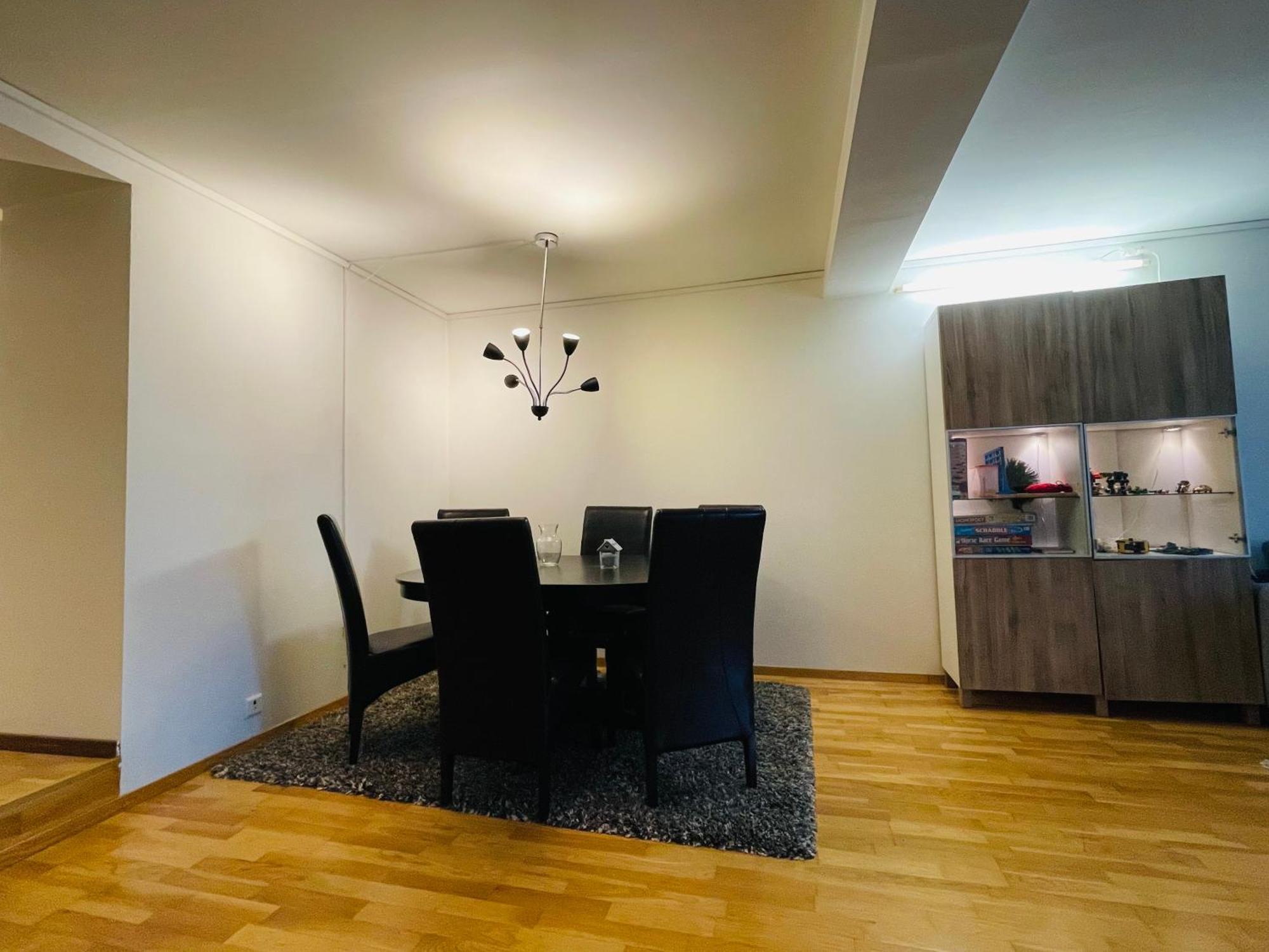 Spacious Waterfront Apartment With Free Parking - Upgraded 2024 Stavanger Dış mekan fotoğraf